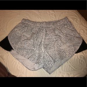 Pleat to the street shorts